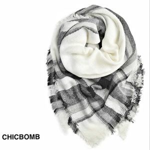 OVERSIZED TARTAN PLAID BLANKET WRAP SCARF